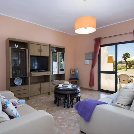 Villa Luis By