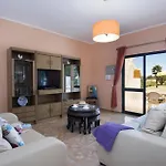 Villa Luis By